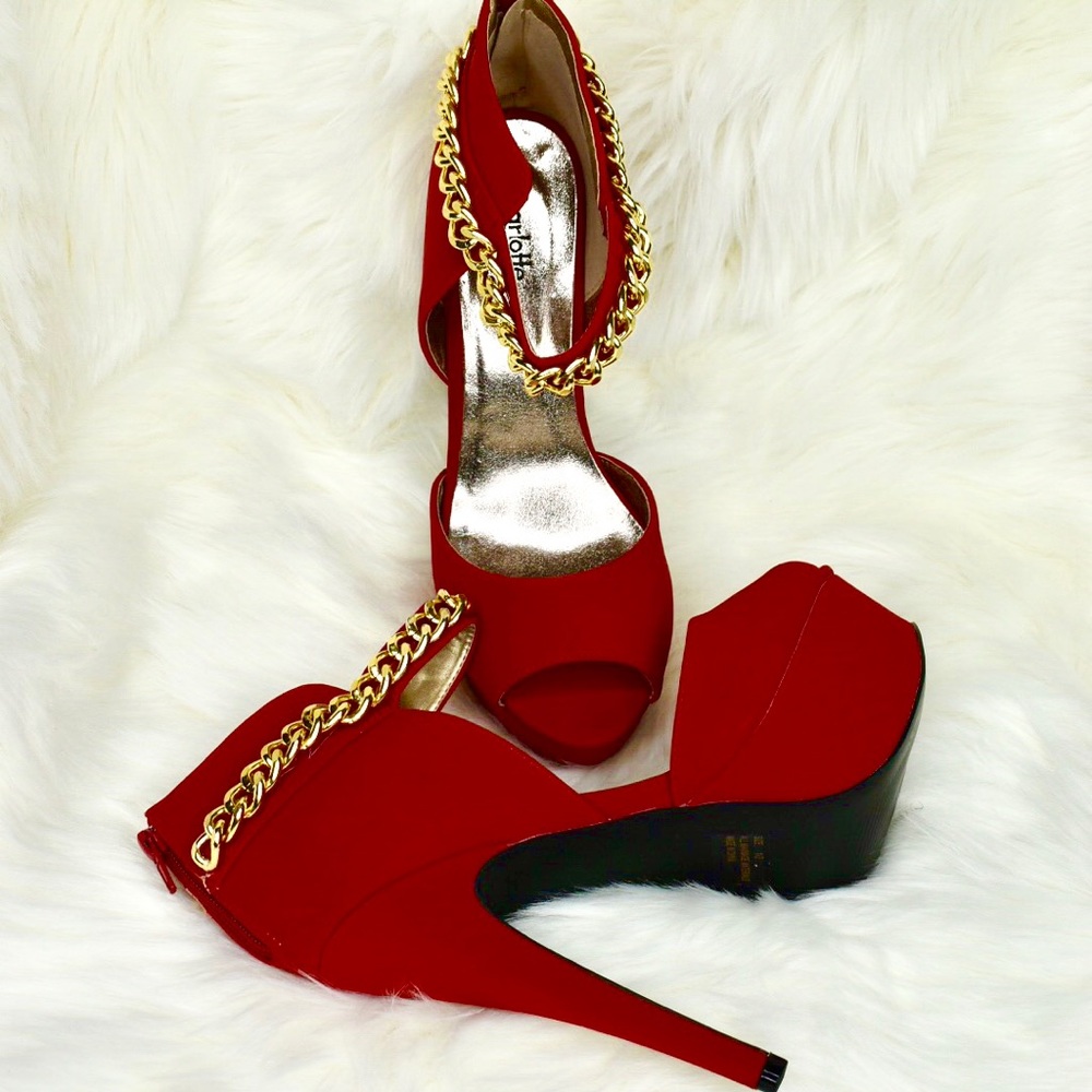 ‼️NEW WITHOUT TAG‼️Red platform high heel sandals